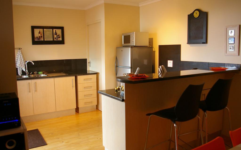 Apartamento Oyster Kaya At Oyster Bay Habitación foto